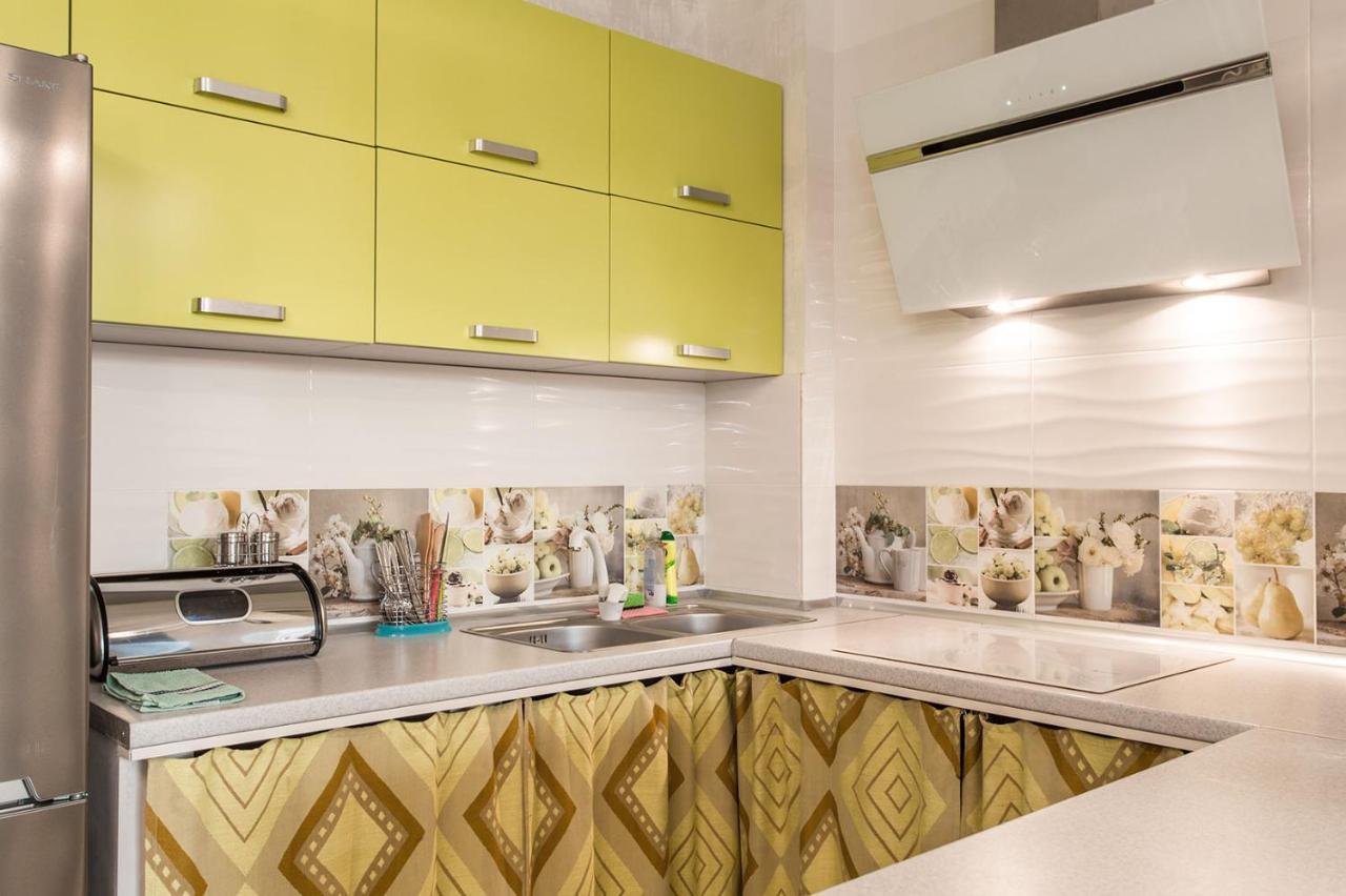 Gagarin Plaza Apartment 70 Square Metres On 12Th Floor 敖德萨 外观 照片